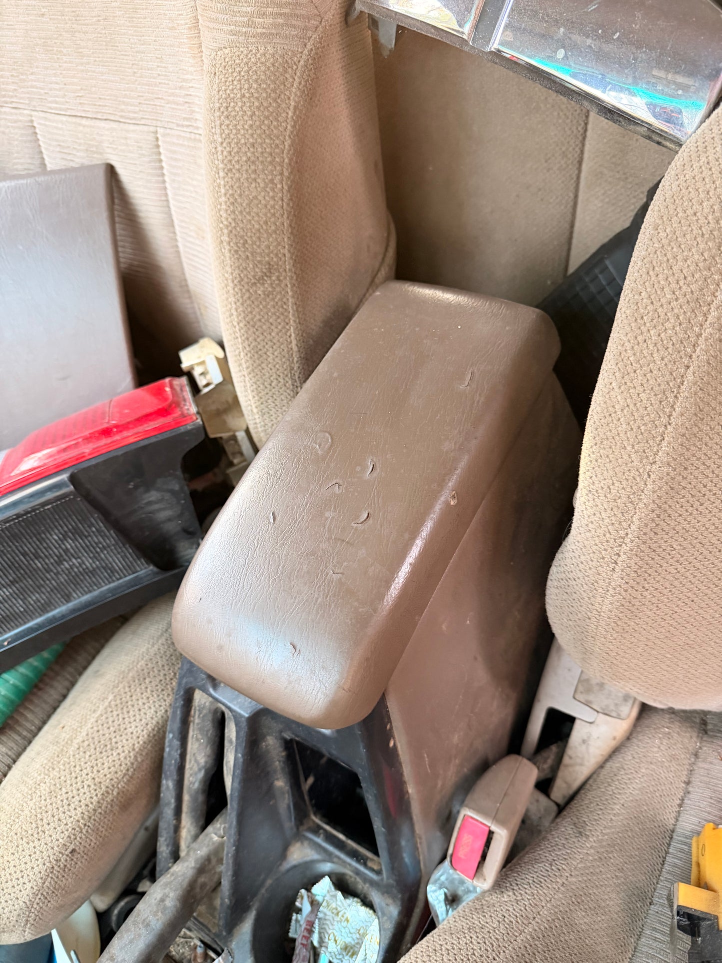 2000 4Runner Center console