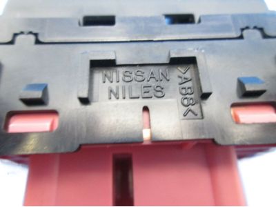 Switch Assy-Mirror Control 2004-2013 Nissan 25570ZA320
