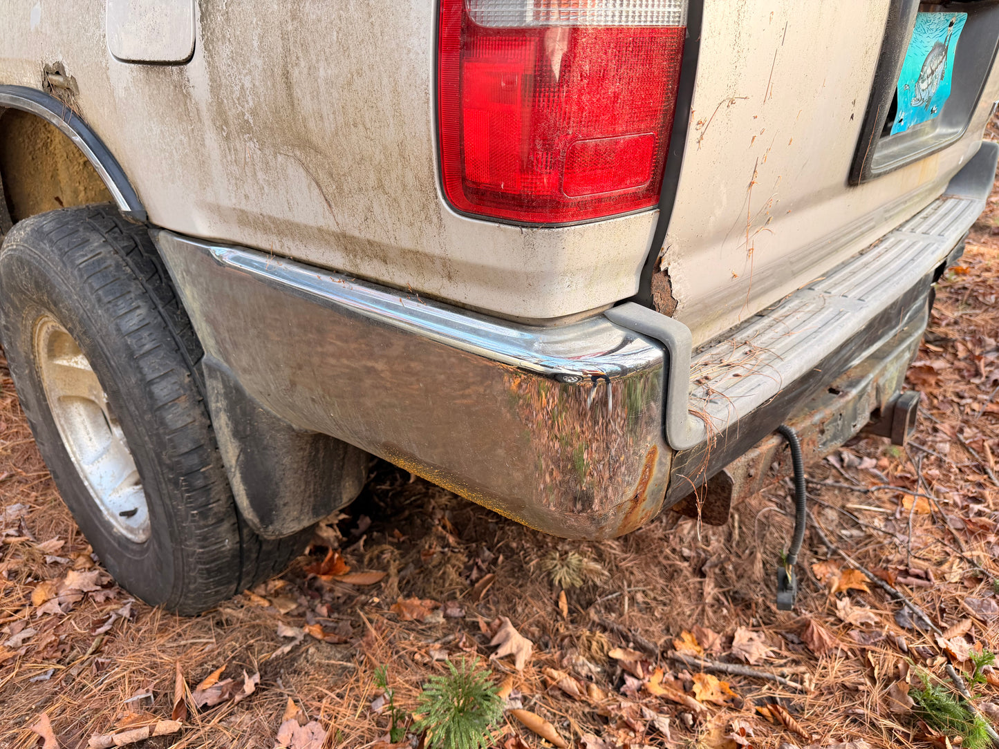 1998 4Runner Chrome Rear Left End Cap