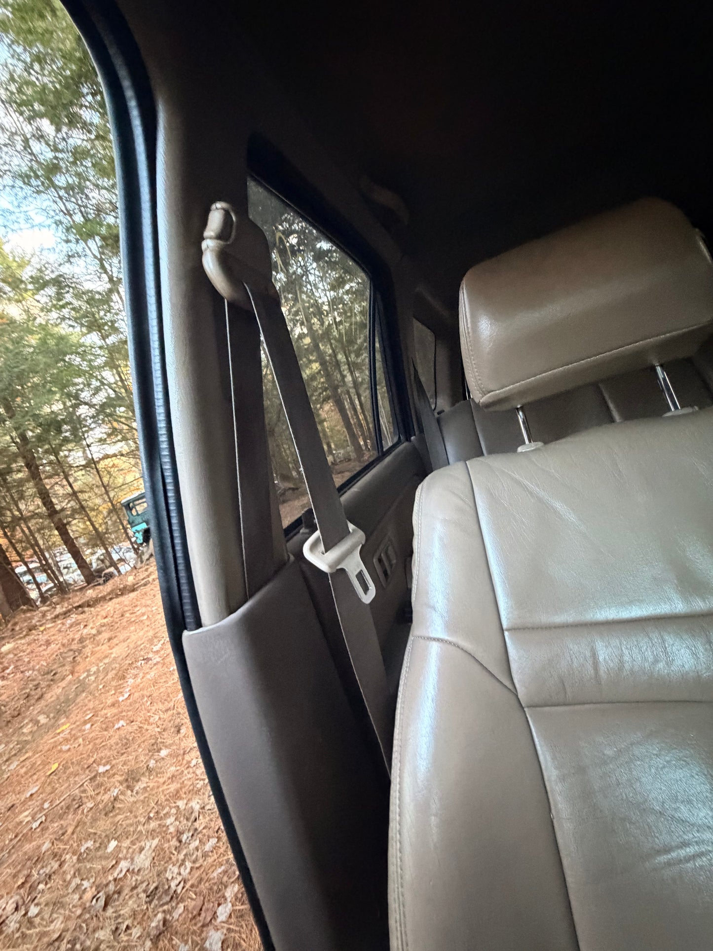 1998 4Runner Left or right Seatbelt