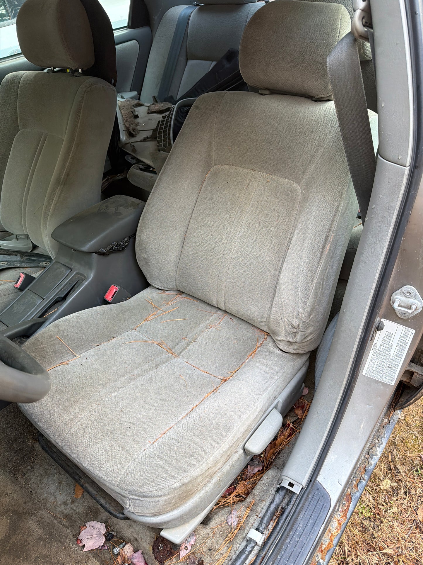 1998-2002 Toyota Camry Front Driver seat